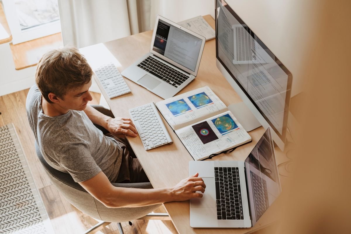 Automating social media with AI tools
